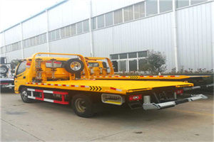 虎林附近拖车救援搭电